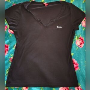 Guess Women's Black Short Sleeve Tee Sz XL Comfy Casual Soft VNeck Ribbed Fabric